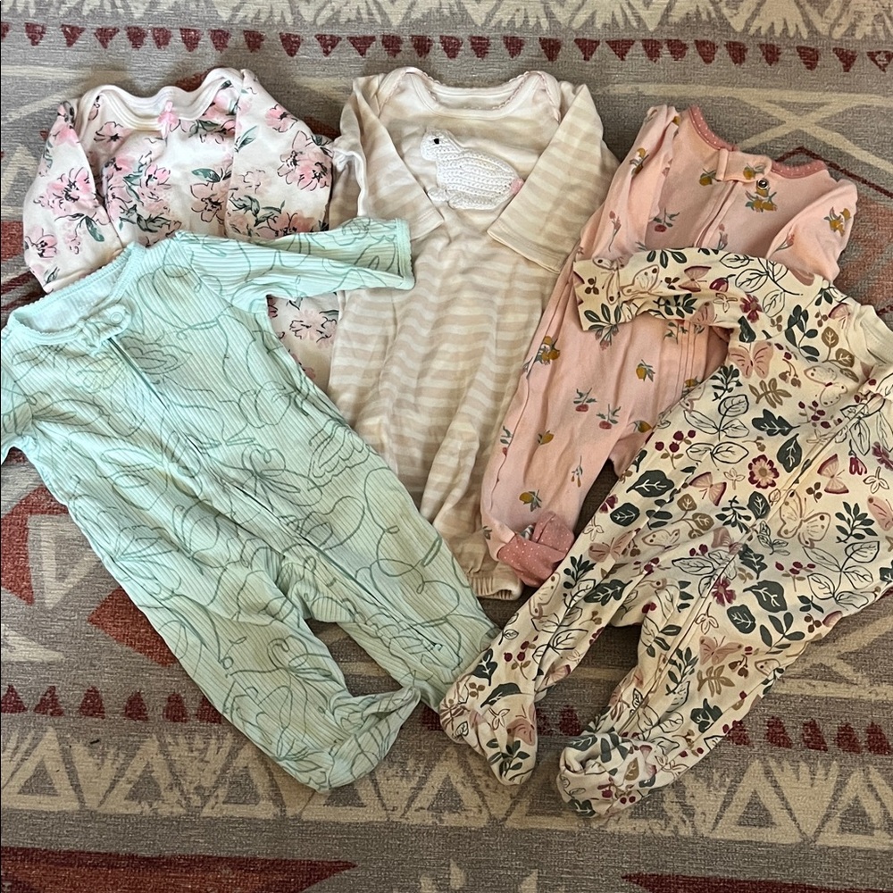 3 month baby footies and gowns